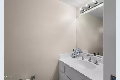 272 Green Moor Place, Thousand Oaks, CA 91361 - Photo 9