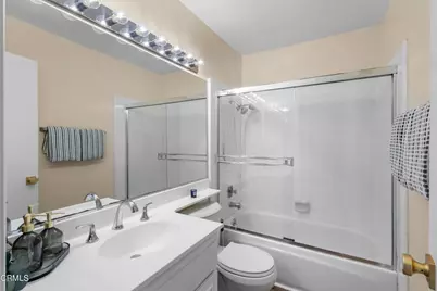272 Green Moor Place, Thousand Oaks, CA 91361 - Photo 31