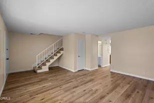 272 Green Moor Pl, Thousand Oaks, CA 91361 - Photo 7