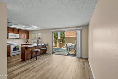 272 Green Moor Place, Thousand Oaks, CA 91361 - Photo 11