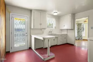 3662 Loma Vista Rd, Ventura, CA 93003 - Photo 11