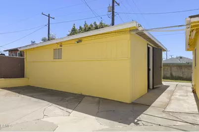 3662 Loma Vista Road, Ventura, CA 93003 - Photo 23