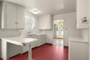 3662 Loma Vista Rd, Ventura, CA 93003 - Photo 9