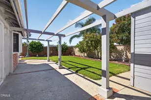 6256 Fremont St, Ventura, CA 93003 - Photo 37