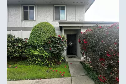 1901 Fisher Drive #D, Oxnard, CA 93035 - Photo 1