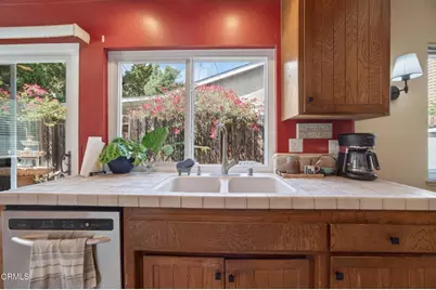 1570 Burning Tree Drive, Thousand Oaks, CA 91362 - Photo 13