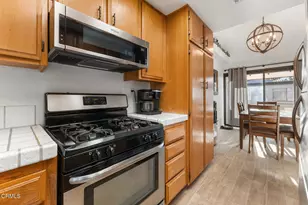 6543 Stoney View Ln, Simi Valley, CA 93063 - Photo 11