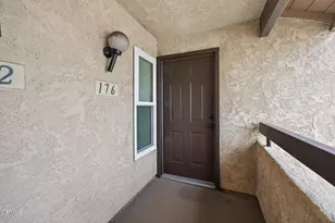 176 Fashion Park Pl, Oxnard, CA 93033 - Photo 3