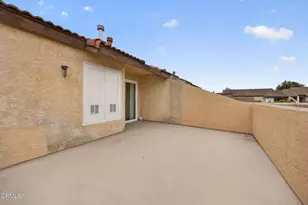 176 Fashion Park Pl, Oxnard, CA 93033 - Photo 21