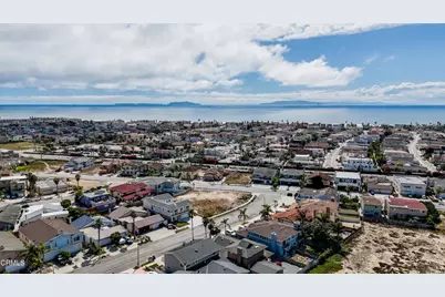 940 Dunes Street, Oxnard, CA 93035 - Photo 1