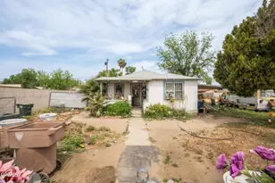 628 E 3rd St, Bakersfield, CA 93307 - Photo 7