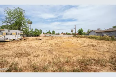 628 E 3rd Street, Bakersfield, CA 93307 - Photo 15