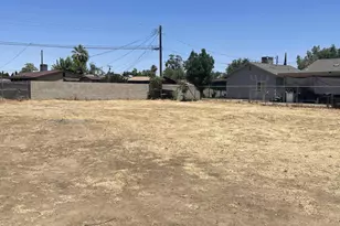 628 E 3rd St, Bakersfield, CA 93307 - Photo 21