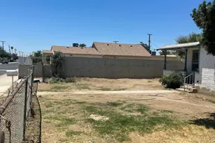 628 E 3rd St, Bakersfield, CA 93307 - Photo 27