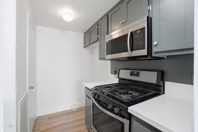 2057 Calle La Sombra #3, Simi Valley, CA 93063 - Photo 13