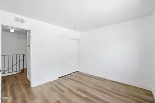 2057 Calle La Sombra, Simi Valley, CA 93063 - Photo 19
