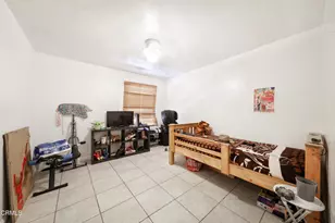 1318 Vale St, Bakersfield, CA 93307 - Photo 9