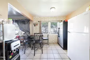 1318 Vale St, Bakersfield, CA 93307 - Photo 19