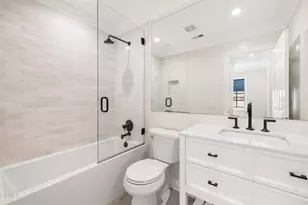 6713 Singletree Ln, Oak Park, CA 91377 - Photo 27