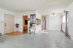 1341 Edgewood Way, Oxnard, CA 93030 - Photo 9