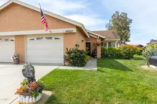 40027 Village 40, Camarillo, CA 93012 - Photo 3