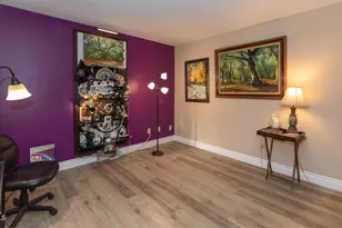40027 Village 40, Camarillo, CA 93012 - Photo 23