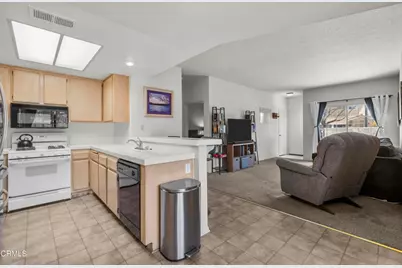 2003 Blackberry Circle, Oxnard, CA 93036 - Photo 11