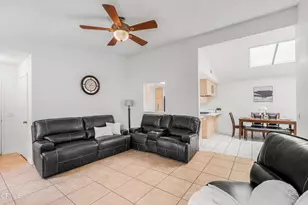 220 Elizabeth Ct, Santa Paula, CA 93060 - Photo 7