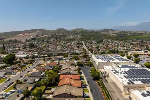 220 Elizabeth Ct, Santa Paula, CA 93060 - Photo 33
