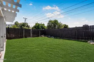 220 Elizabeth Ct, Santa Paula, CA 93060 - Photo 27