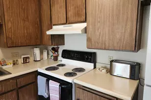 324 Chestnut Hill Ct, Thousand Oaks, CA 91360 - Photo 9