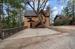 864 Nadelhorn Dr, Lake Arrowhead, CA 92352 - Photo 3