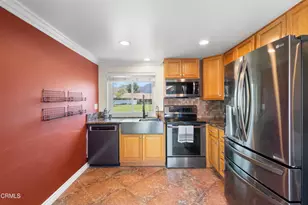 22109 Village 22, Camarillo, CA 93012 - Photo 13