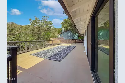 20930 Almazan Road, Woodland Hills, CA 91364 - Photo 47