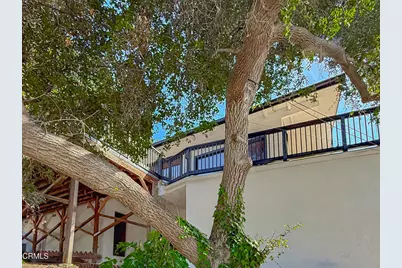 20930 Almazan Road, Woodland Hills, CA 91364 - Photo 3