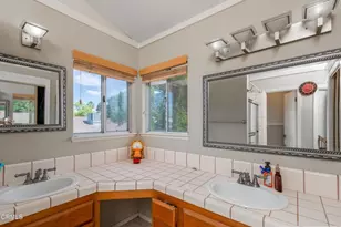 3700 Tracey Ct, Bakersfield, CA 93311 - Photo 19