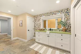 1096 Belfast Ln, Ventura, CA 93001 - Photo 55