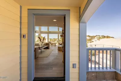 1096 Belfast Lane, Ventura, CA 93001 - Photo 11