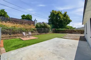 5092 Primrose Dr, Ventura, CA 93001 - Photo 27