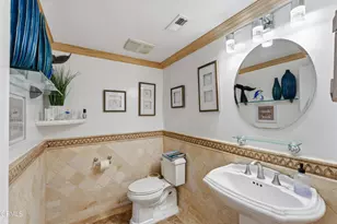 2355 Peninsula Rd, Oxnard, CA 93035 - Photo 19