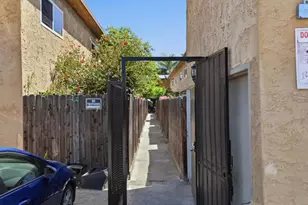 9051 Cedros Ave, Panorama City, CA 91402 - Photo 19