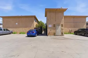 9051 Cedros Ave, Panorama City, CA 91402 - Photo 25