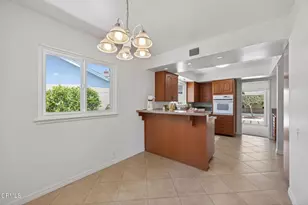 1076 Beechwood St, Camarillo, CA 93010 - Photo 19