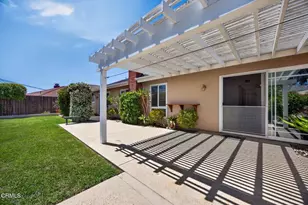 1076 Beechwood St, Camarillo, CA 93010 - Photo 41