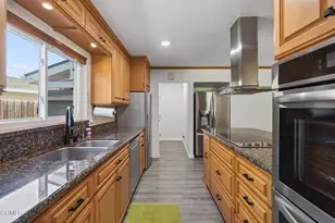 1953 Hobart Dr, Camarillo, CA 93010 - Photo 9