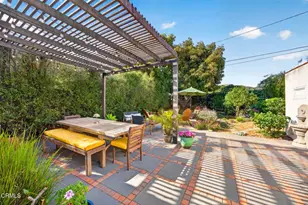 1681 San Nicholas St, Ventura, CA 93001 - Photo 9