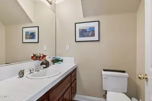 1315 Bayside Cir, Oxnard, CA 93035 - Photo 21