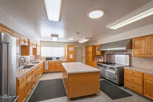 10685 Blackburn Pl, Ventura, CA 93004 - Photo 31