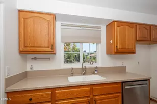 1227 Maple St, Santa Paula, CA 93060 - Photo 9
