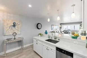 275 E Surfside Dr, Port Hueneme, CA 93041 - Photo 9